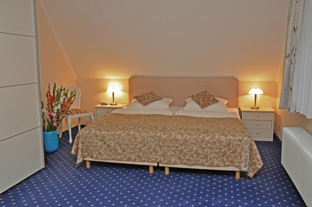 Hotel Garni Kristinenhof Bad Zwischenahn Room photo